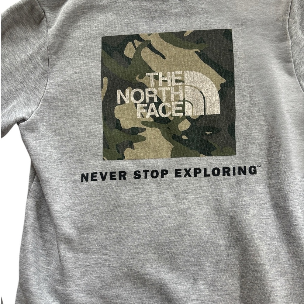 The North Face Boy’s 10-12yo Gray Hoodie w “Never Stop Exploring” Camo Graphic - Picture 5 of 17